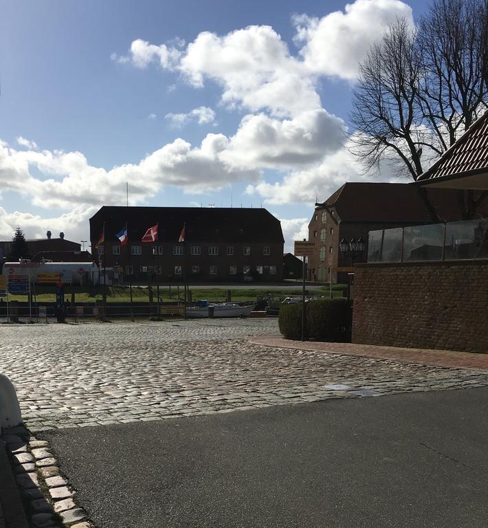 Gasthaus Hafenblick Tönning Buitenkant foto