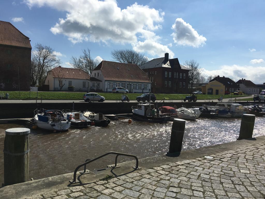 Gasthaus Hafenblick Tönning Buitenkant foto